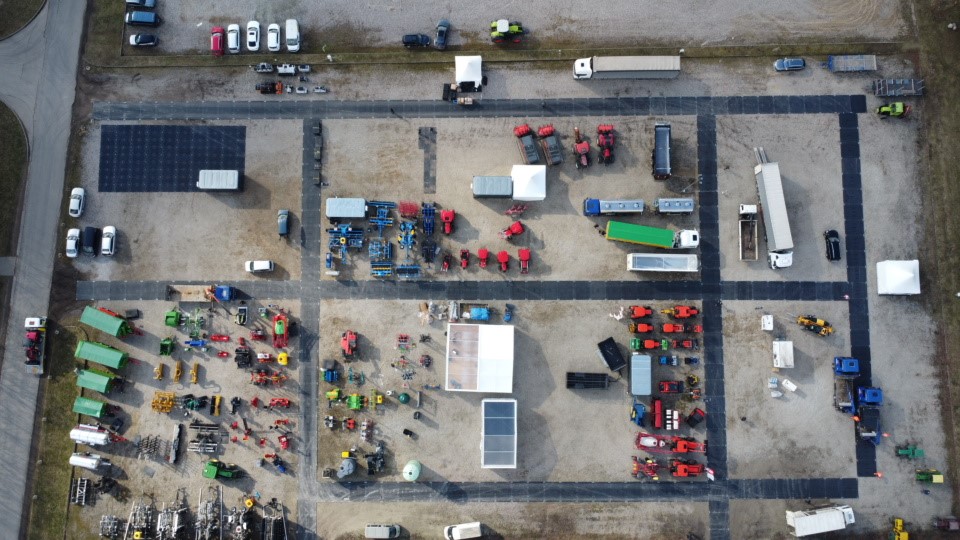 Tymczasowe nawierzchnie dla magazynów i centrów logistycznych – rozwiązania i kluczowe korzyści